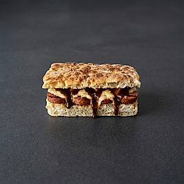 DANA JAMBON & MOZARELLA & PİRİ PİRİ SOSLU FOCACCIA SANDVİÇ