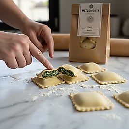 ISPANAKLI & PEYNİRLİ RAVIOLI (7CM * 25 GR.)