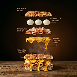 HİNDİ FÜME & MOZARELLA & CHEESE SOSLU FOCACCIA SANDVİÇ