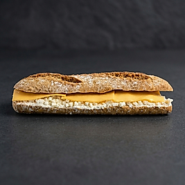 3 PEYNİRLİ (RİCOTTA, CHEDDAR, MOZZARELLA) BAGET SANDVİÇ