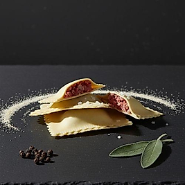 DANA ETLİ RAVIOLI (7CM * 25 GR.)